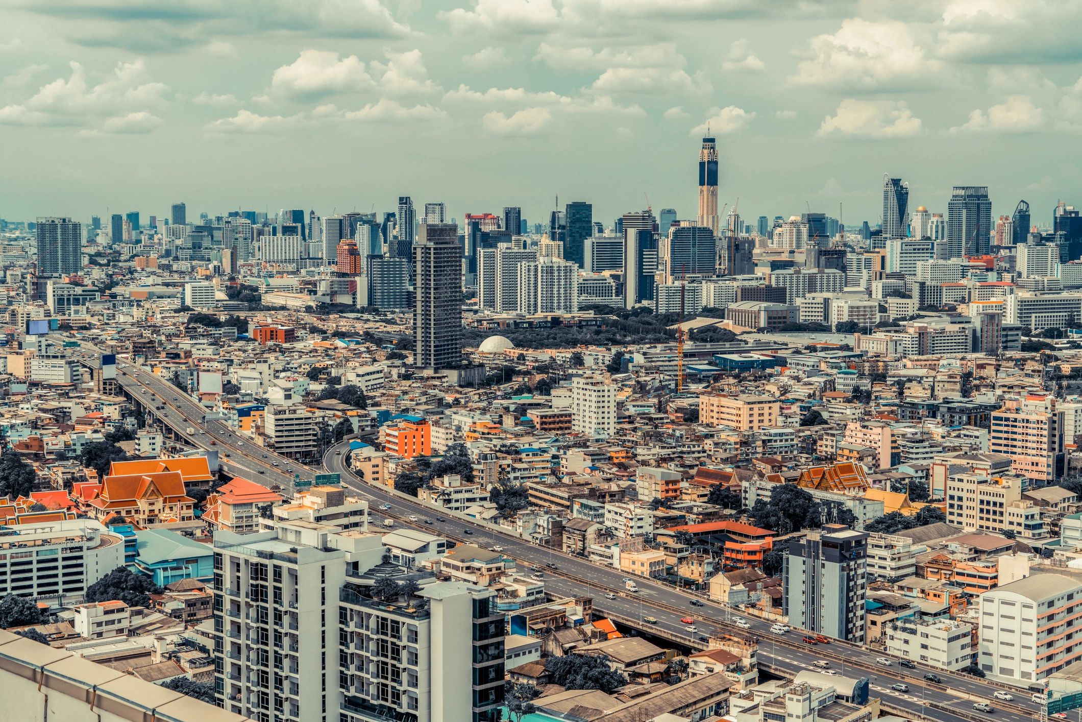 Modern business skyline symbolizing scalable connected infrastructure